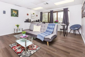 Modern 1BR Condo - Chinatown Near Little Italy